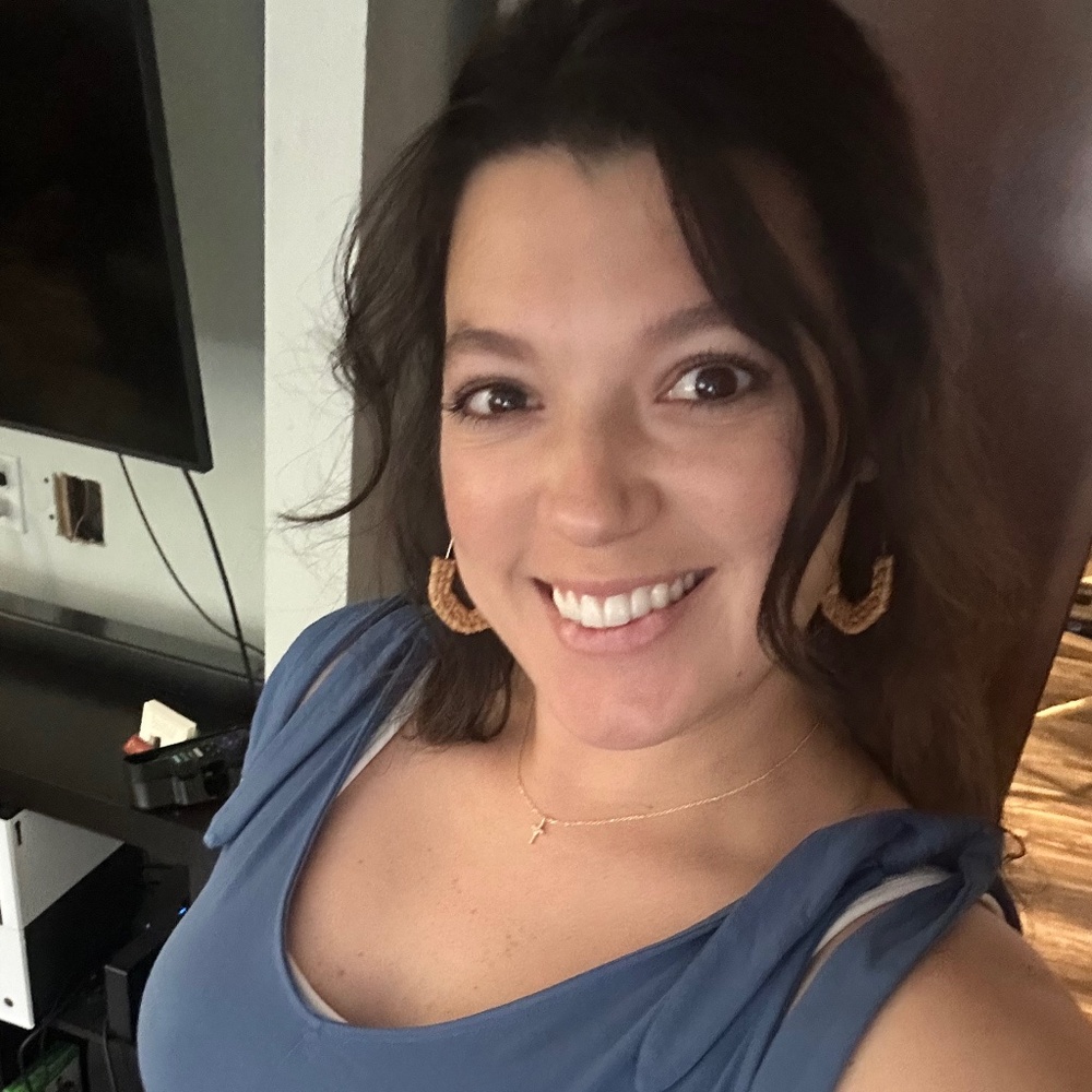 Meet your Posher, Alysha